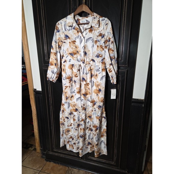 Tahari Dresses & Skirts - Tahari Floral Dress NWT, Medium,  Garden Party,  Wedding, Vacation, Summer